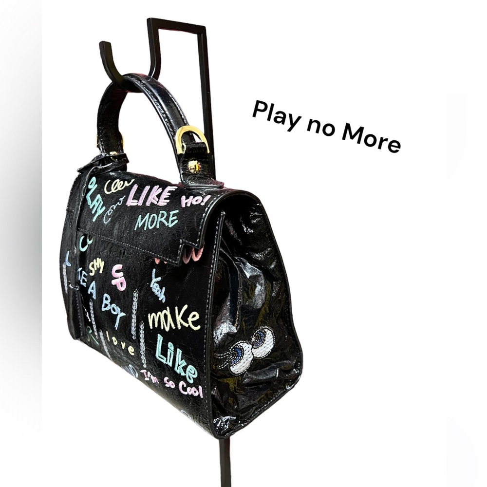 Play no more bag Like A Girl